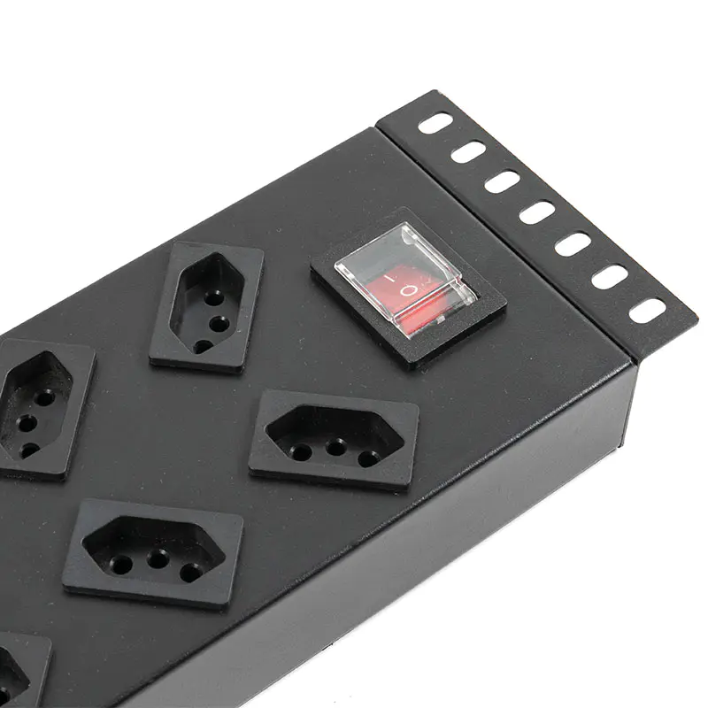 PDU gắn tủ rack dạng đứng có công tắc, 14 ổ cắm chuẩn Thụy Sĩ