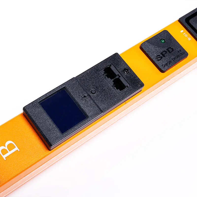 PDU gắn tủ rack dạng đứng 1.5U có đo lường RS485, chống sét lan truyền, thay nóng, 22 ổ cắm IEC C13 IEC C19